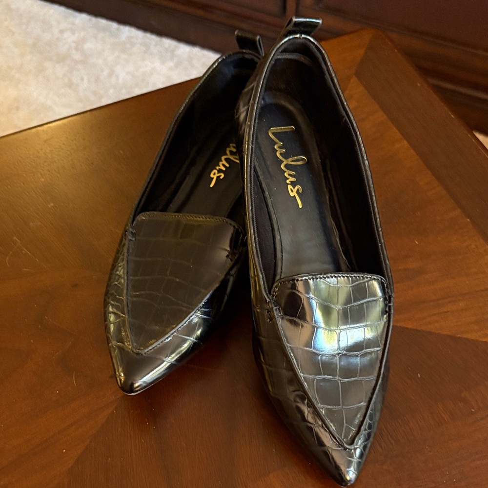 Lulu's Glossy Black Croc Flats
